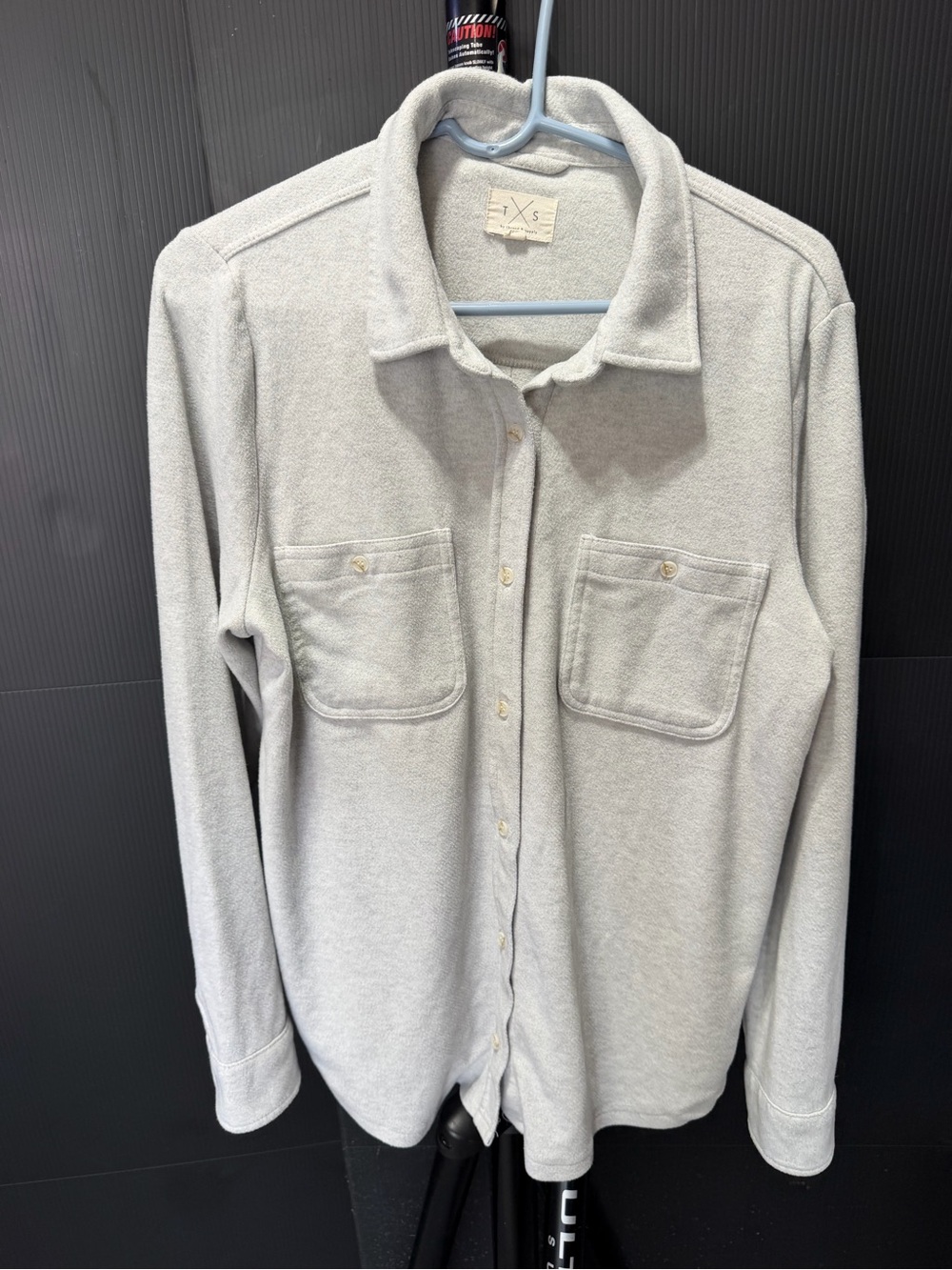 Thread & Supply Light Gray Casual Button-Down Shirt